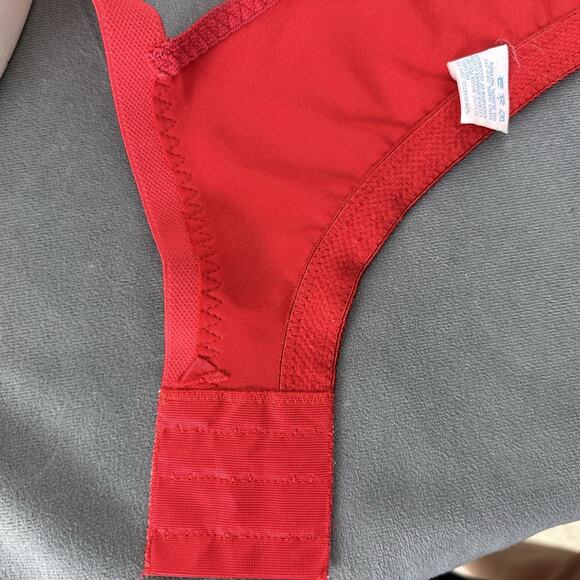 Vintage Vassarette Size 40C Bra Red Nylon Lace Unlined Wire Free USA Made - Picture 9 of 10